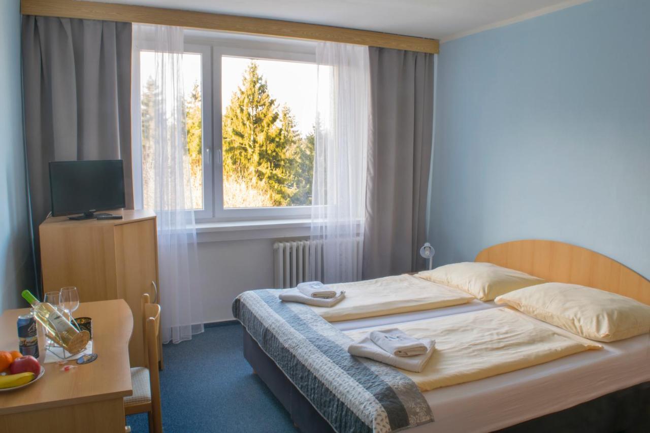 Horský hotel Jelenovská Valašské Klobouky Exterior foto